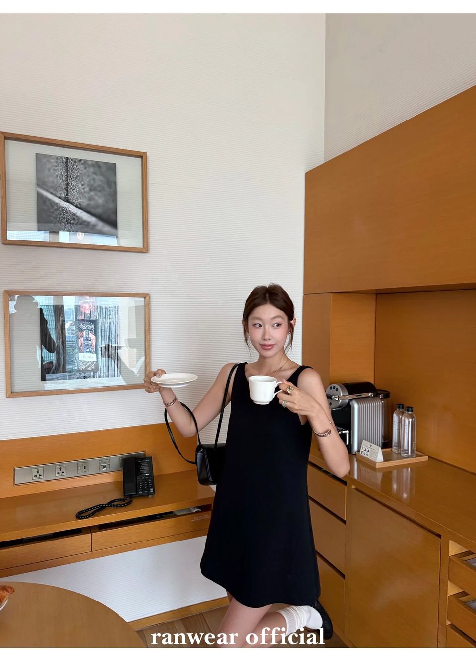 블랙 보트넥 백리스 원피스 밴딩팬츠 (개별선택) 상세 이미지 40
