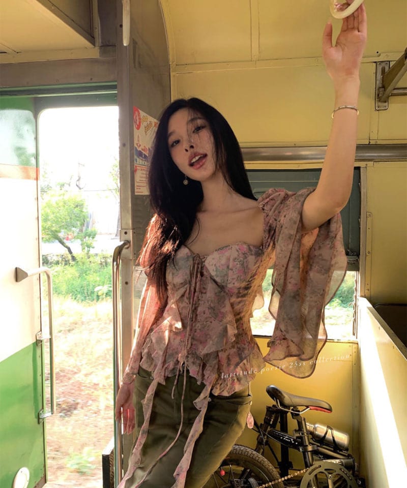 벨소매 쉬폰 러플 블라우스 추가 이미지 1