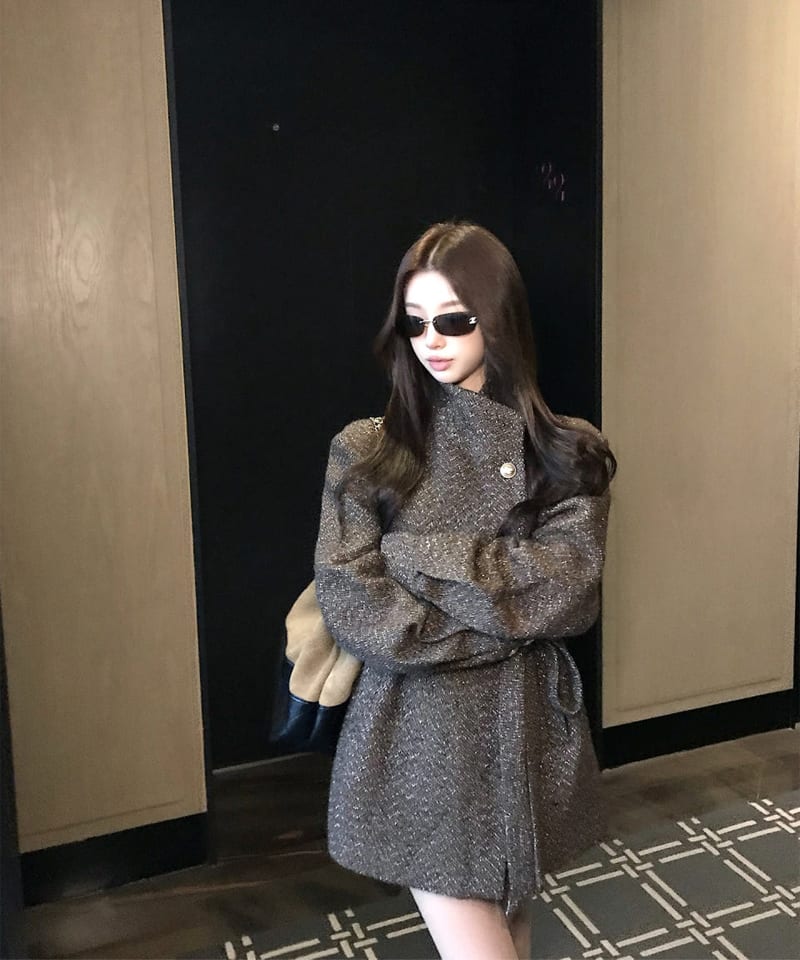 하이넥 트위드 벨티드 하프코트 추가 이미지 2