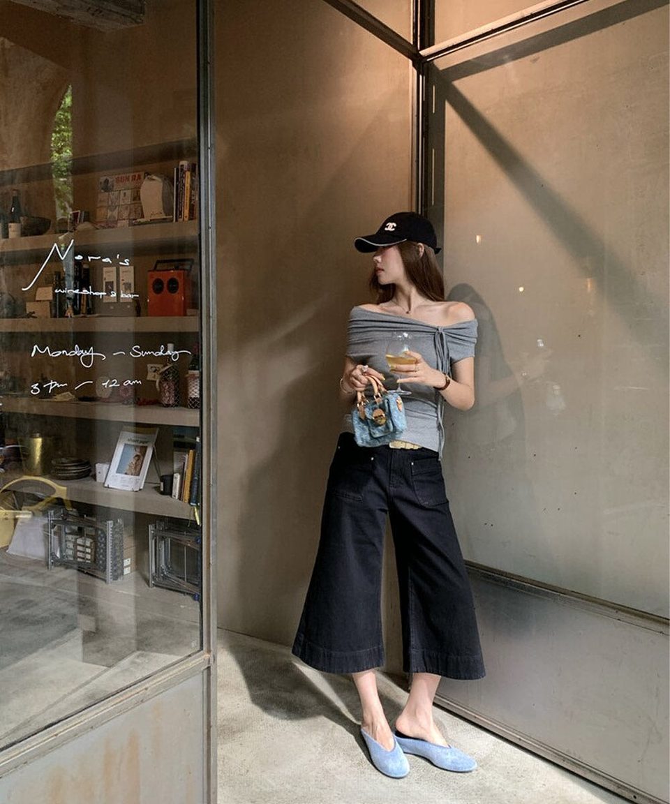 블랙 포켓 앵클 플레어 팬츠 대표 이미지