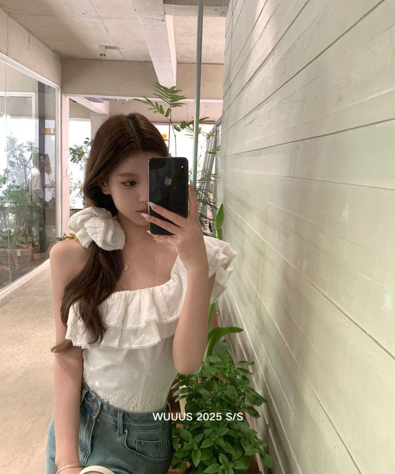 화이트 러플 오프숄더 코르셋탑 대표 이미지
