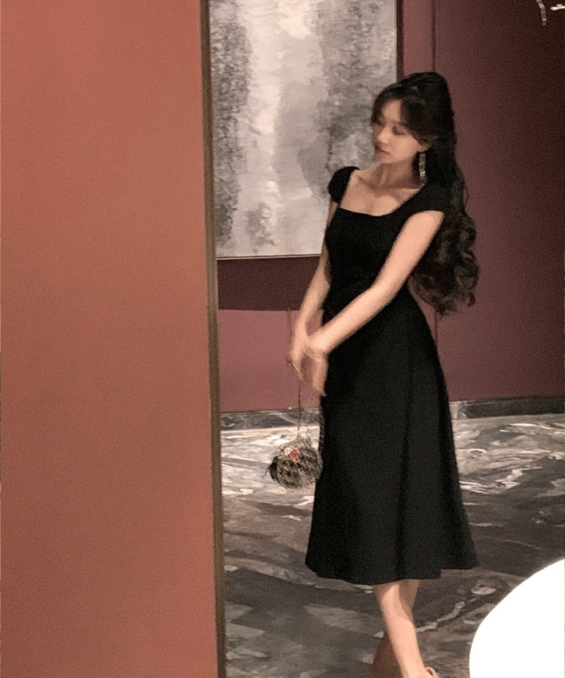 (3types) 셔링슬림 스퀘어넥 롱원피스 - 민소매 A라인 화이트S 빠른배송 대표 이미지