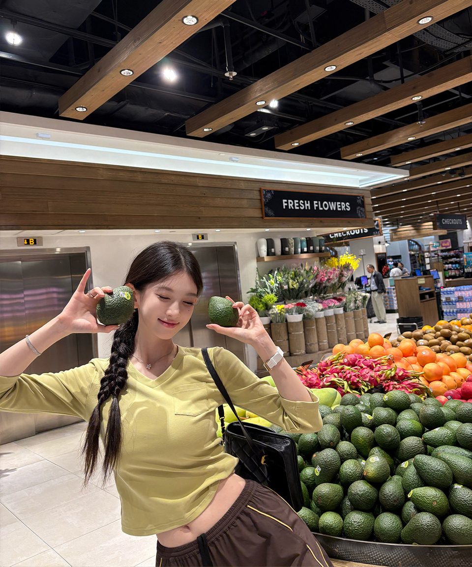 코튼 포켓 브이넥 7부 티셔츠 추가 이미지 2