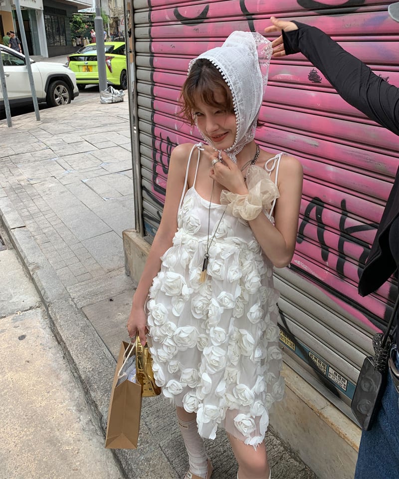 입체플라워 메쉬 슬리브리스 원피스 추가 이미지 2