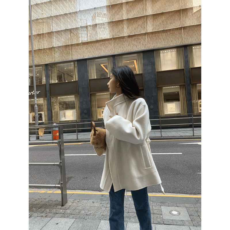 [프리미엄] 캐시미어 울 스트랩 핸드메이드 하프코트 대표 이미지