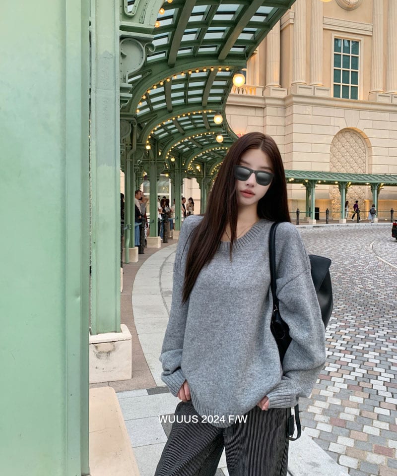 울 라운드 루즈핏 니트스웨터 추가 이미지 4