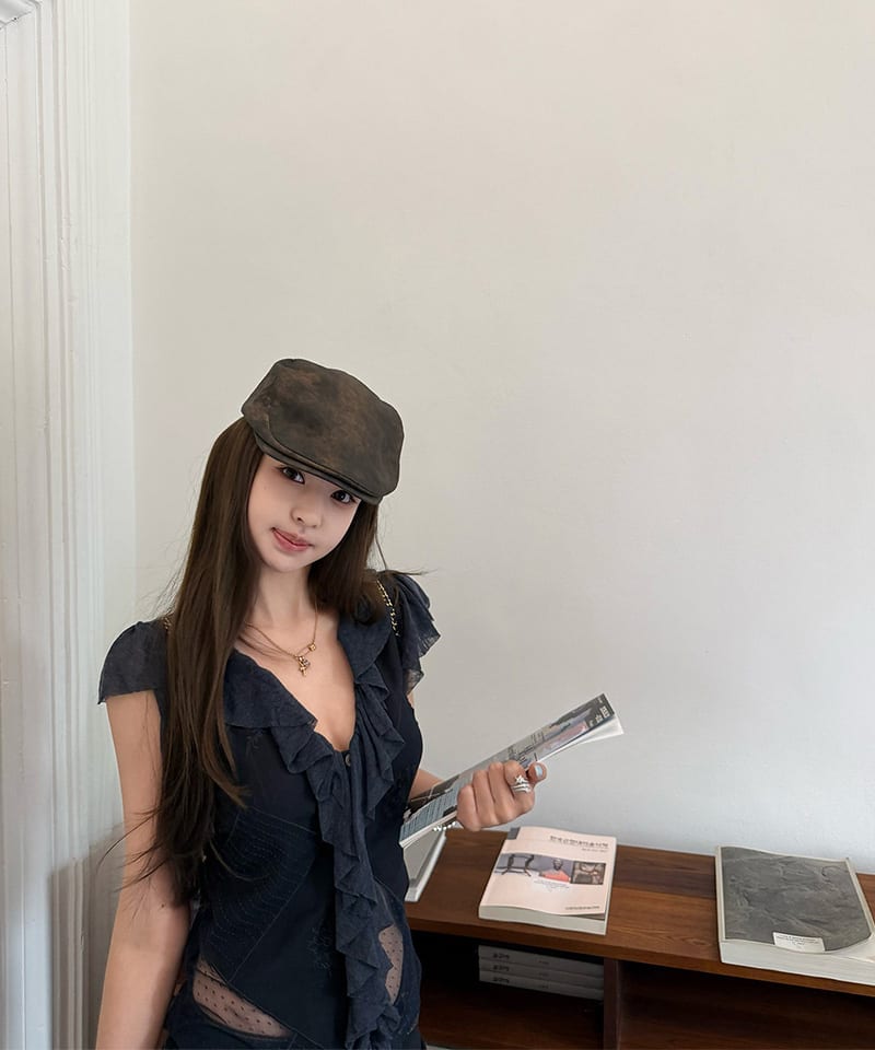 도트 시스루 자수 브이넥 프릴 탑 추가 이미지 2