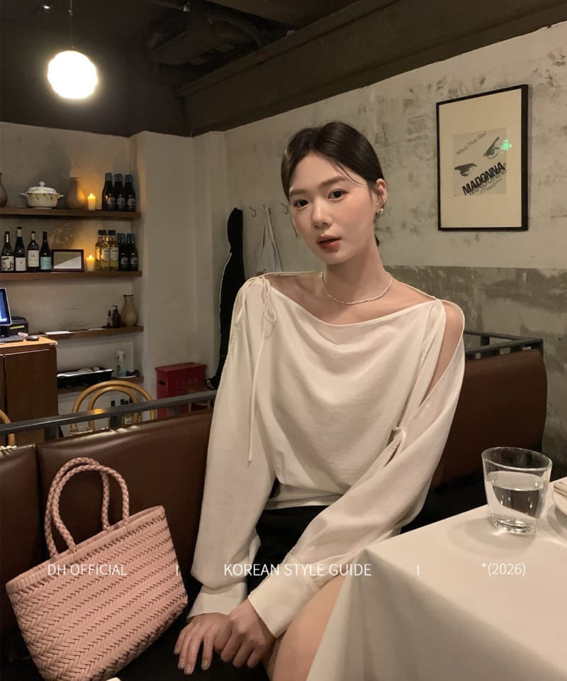 리본 슬리브트임 보트넥 블라우스 추가 이미지 4