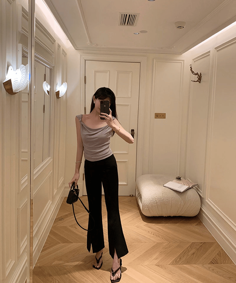 핀턱 트임 부츠컷 슬랙스 대표 이미지