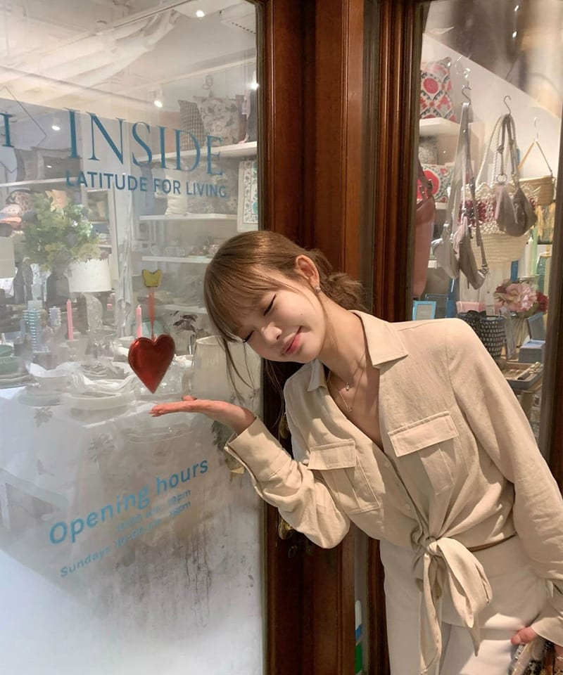 브이넥카라 스트랩 린넨 셔츠 대표 이미지