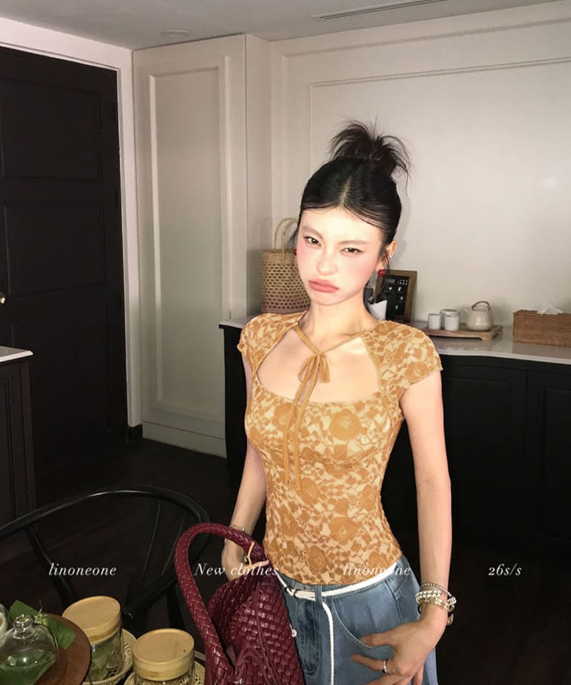 로즈 자수 레이스 스퀘어넥 탑 추가 이미지 2
