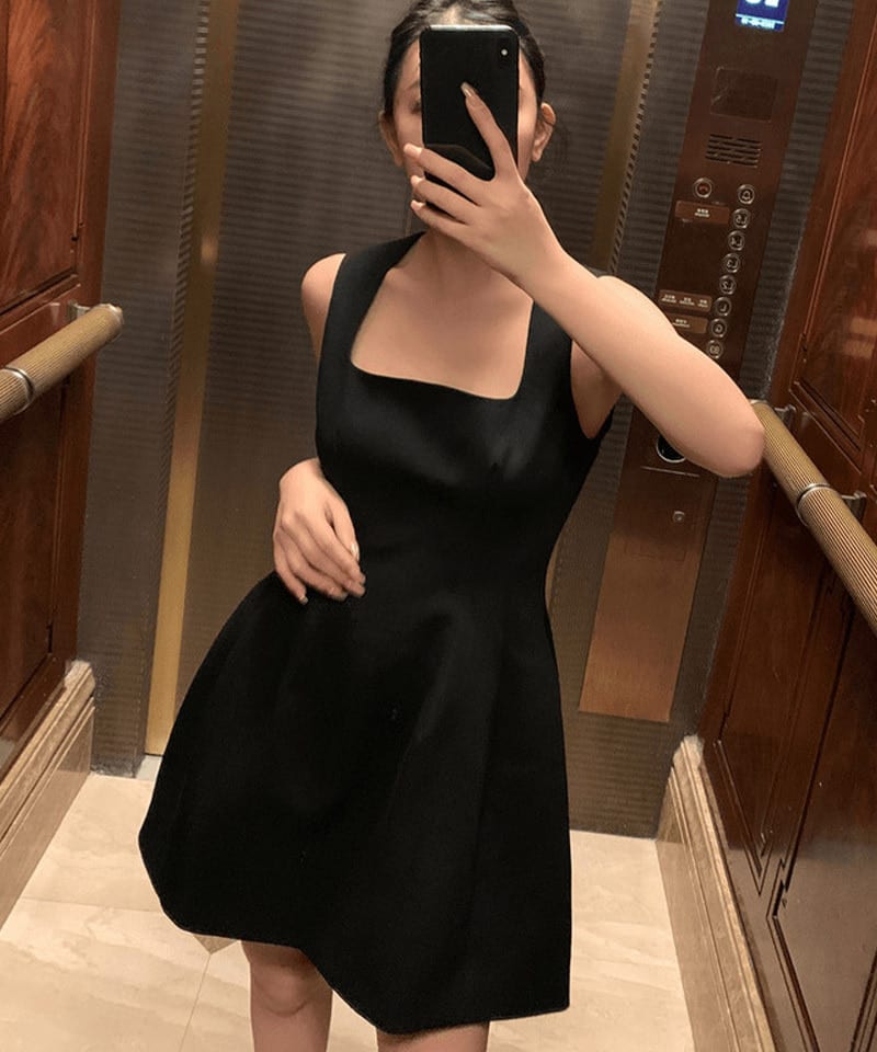 스퀘어넥 벌룬 블랙 미니원피스 추가 이미지 1