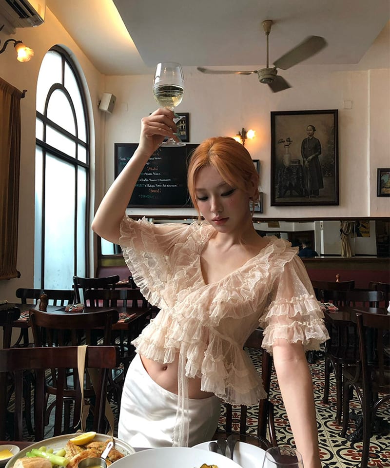 도트 시어 러플 크롭 블라우스 대표 이미지