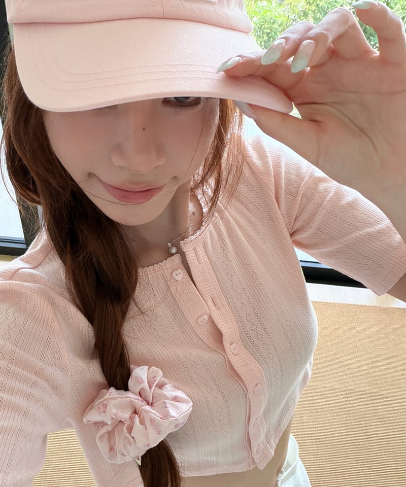 펀칭 코튼 하트버튼 숏 가디건 (5부/긴팔) 추가 이미지 1