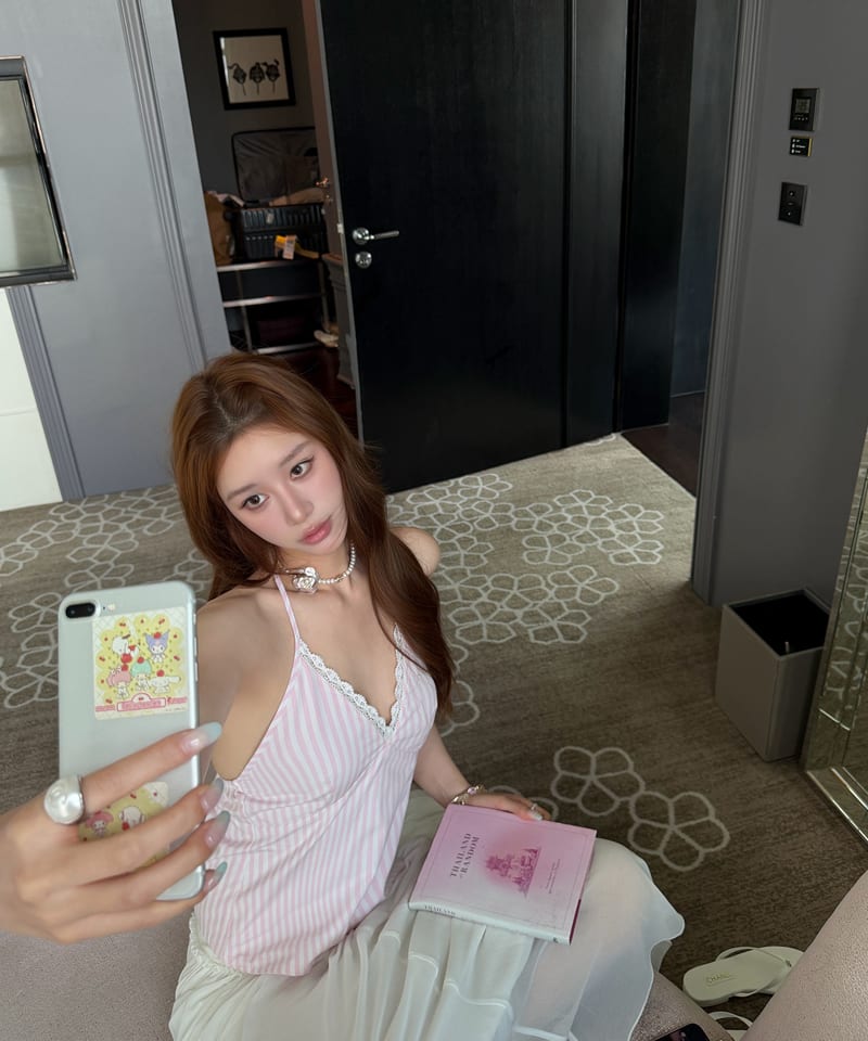 핑크 스트라이프 레이스 펄스트랩 홀터탑 추가 이미지 3