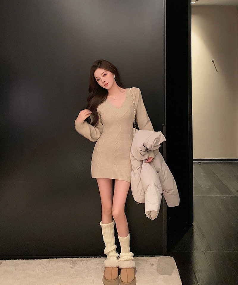브이넥 슬림 니트 미니원피스 대표 이미지